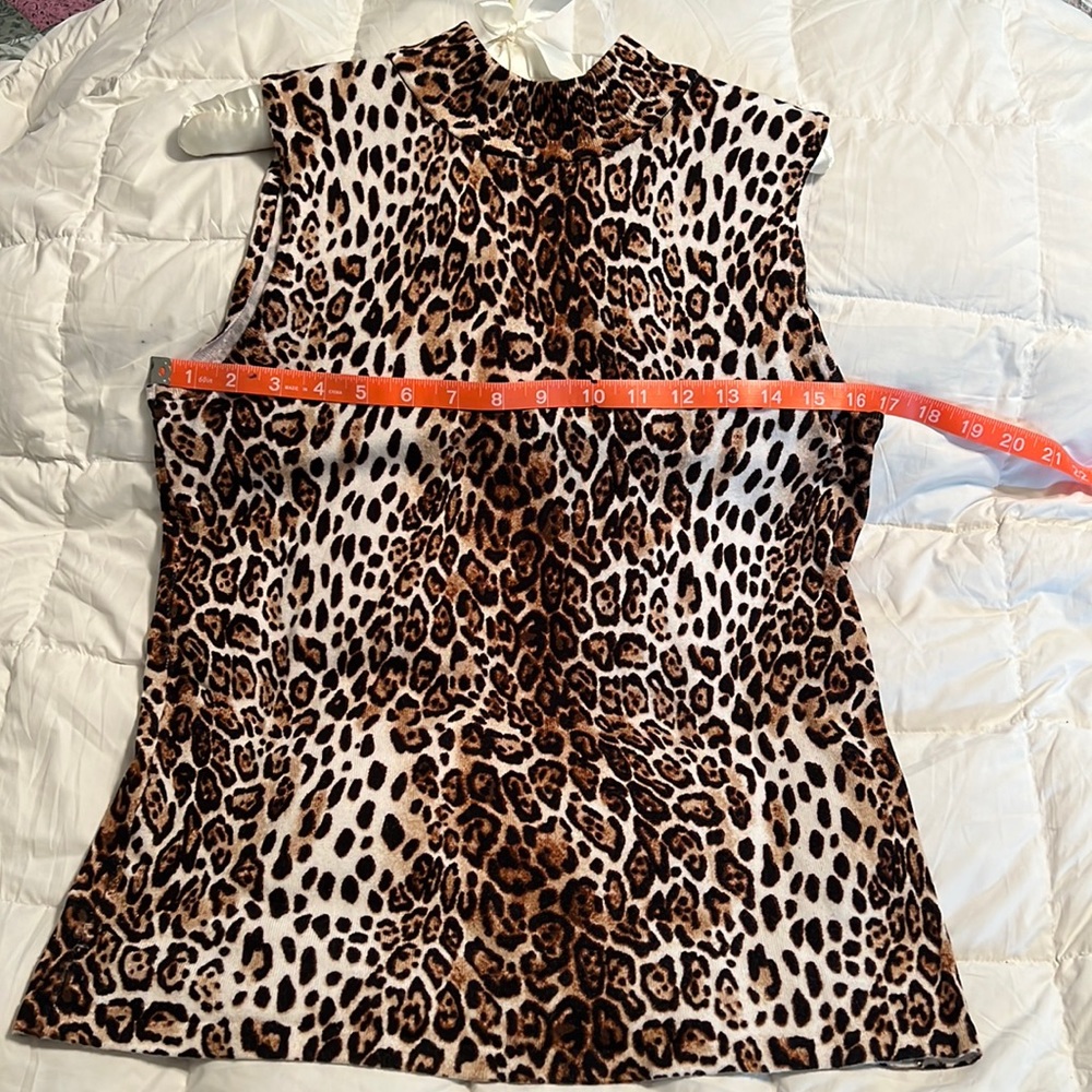Leopard Top